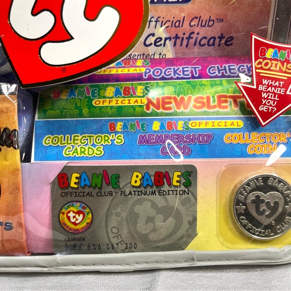 1999 Vintage TY RARE RETIRED Clubby BeanieBaby Official Club Platinum Member Kit - Picture 3 of 8